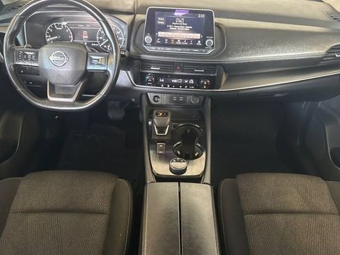 Certified 2025 Nissan Rogue SV AWD/4WD image 15