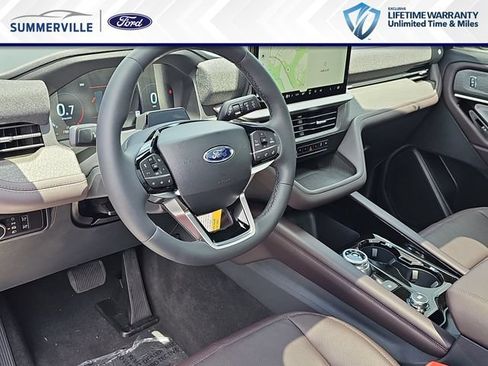 New 2026 Ford Explorer Platinum RWD image 19
