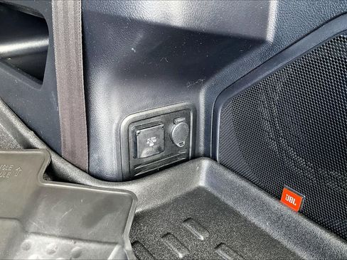Used 2023 Toyota 4Runner Limited AWD/4WD image 36