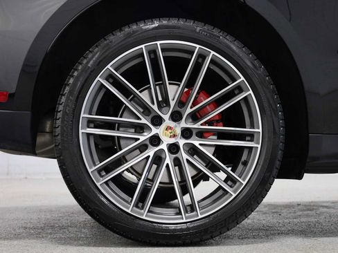 Used 2026 Porsche Macan S AWD/4WD image 38