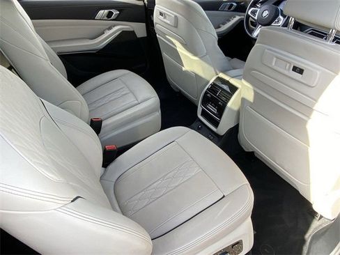 Certified 2021 BMW X7 xDrive40i w/ M Sport Package image 16