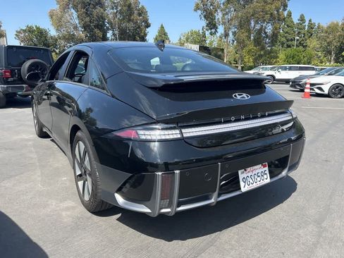 Used 2023 Hyundai Ioniq 6 SE RWD image 4