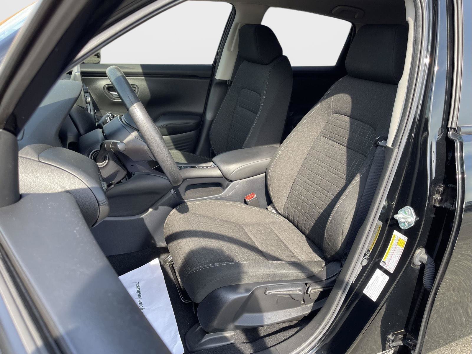 Used 2024 Honda HR-V LX image 13
