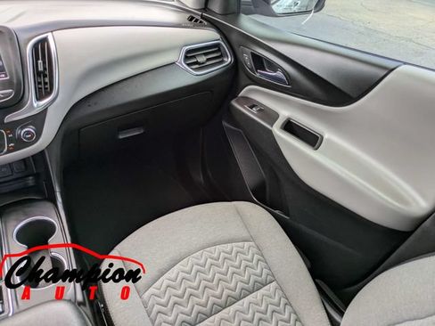 Used 2022 Chevrolet Equinox LS AWD/4WD image 20