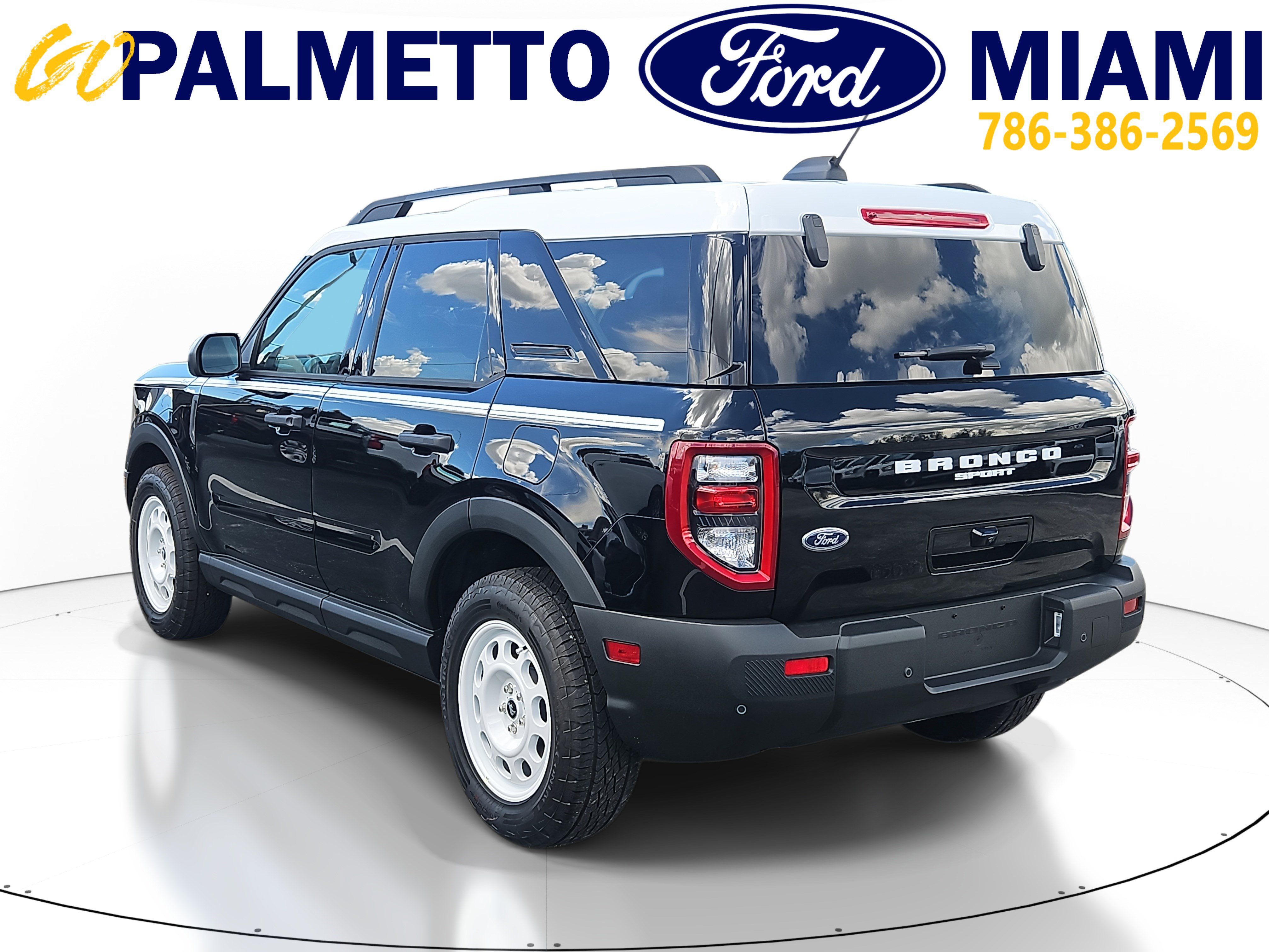 New 2025 Ford Bronco Sport Heritage w/ Convenience Package AWD/4WD image 3