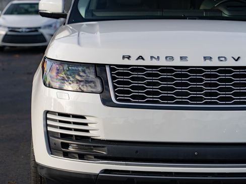 Used 2018 Land Rover Range Rover Supercharged image 23