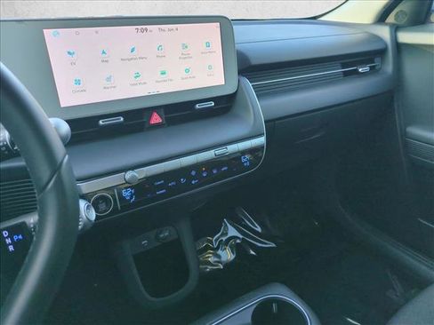 Used 2022 Hyundai Ioniq 5 SE RWD image 15