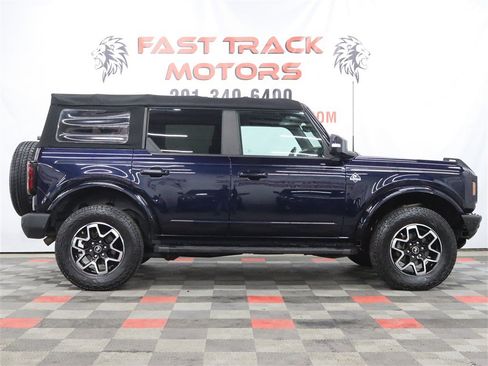 Used 2021 Ford Bronco Outer Banks AWD/4WD image 5
