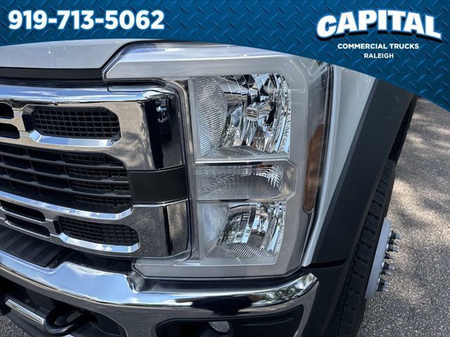 New 2026 Ford F550 4x4 Crew Cab image 13
