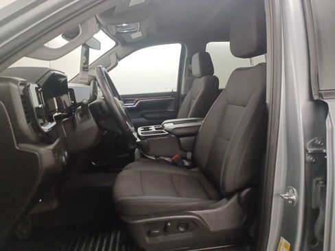 Used 2025 Chevrolet Silverado 1500 LT RWD image 19