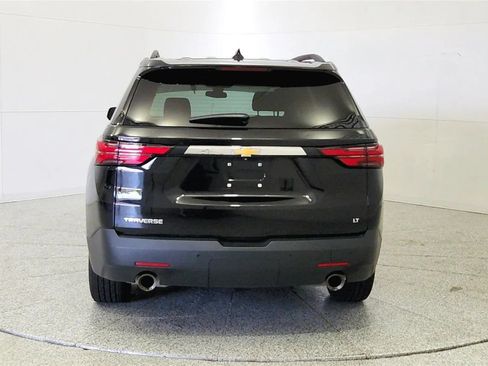 Used 2023 Chevrolet Traverse LT FWD image 6