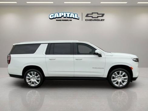 Used 2021 Chevrolet Suburban High Country w/ Premium Package image 6