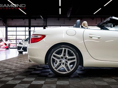 Used 2012 Mercedes-Benz SLK 350 image 13