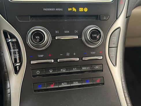 Used 2019 Lincoln Nautilus Reserve image 29