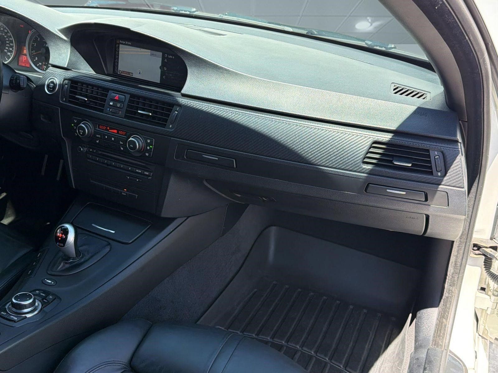Used 2011 BMW M3 Convertible RWD image 28