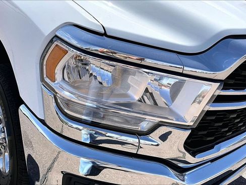 Used 2024 RAM 2500 Big Horn AWD/4WD image 33