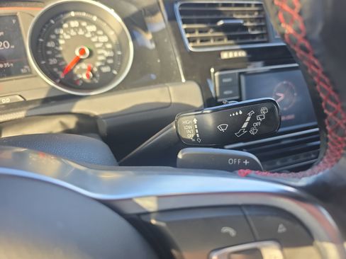 Used 2018 Volkswagen GTI S image 27