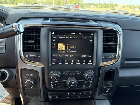 Used 2018 RAM 2500 Lone Star w/ Sport Appearance Group AWD/4WD image 15