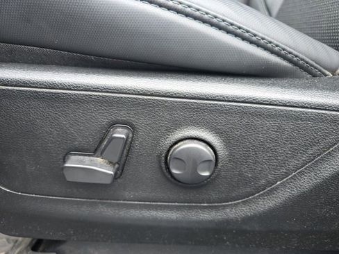 Used 2023 RAM 1500 Big Horn image 7