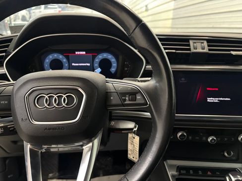 Used 2022 Audi Q3 2.0T Premium Plus AWD/4WD image 17