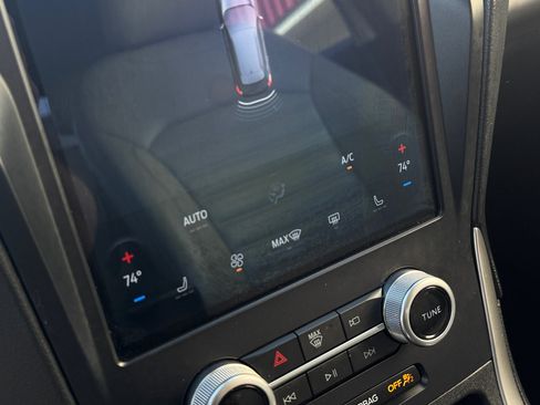 Used 2022 Ford Edge SEL w/ Convenience Package image 20