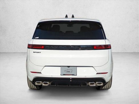 New 2025 Land Rover Range Rover Sport Dynamic SE image 8