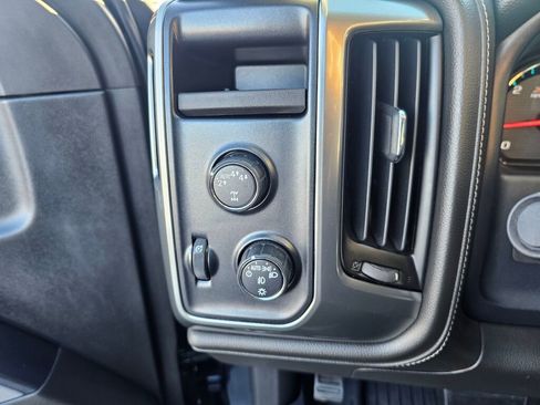 Used 2018 Chevrolet Silverado 1500 LTZ Z71 w/ Centennial Edition image 20