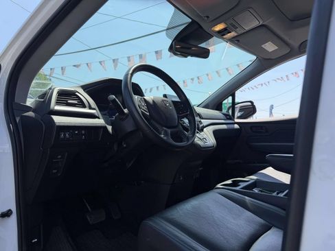Used 2023 Honda Odyssey EX-L image 21