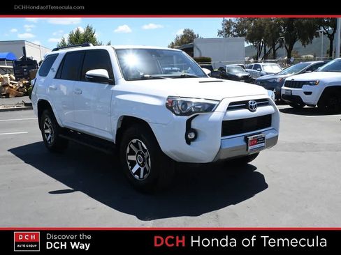 Used 2023 Toyota 4Runner TRD Off-Road Premium AWD/4WD image 3