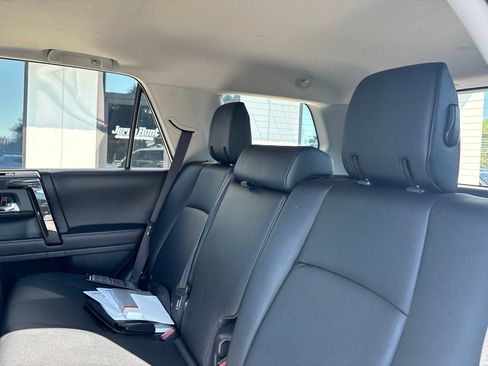 Used 2024 Toyota 4Runner TRD Off-Road Premium w/ Moonroof Package AWD/4WD image 6