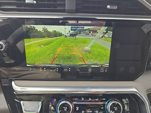 New 2025 GMC Sierra 3500 Denali w/ Denali Reserve Package image 15