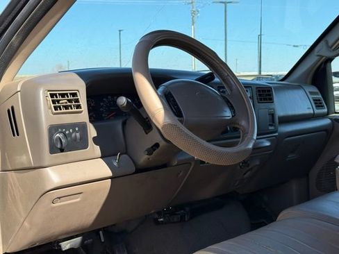 Used 2001 Ford F350 XLT image 18