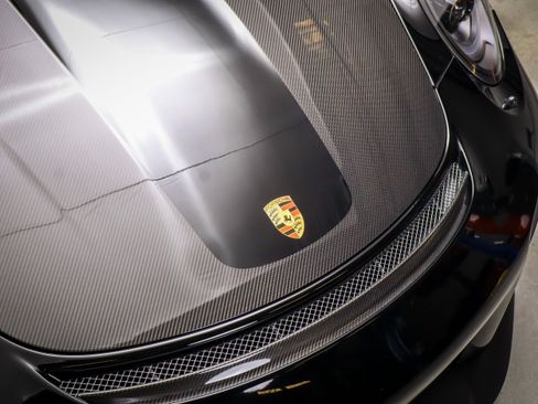 Certified 2018 Porsche 911 GT2 RS RWD image 11