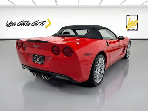 Used 2012 Chevrolet Corvette Convertible RWD image 5