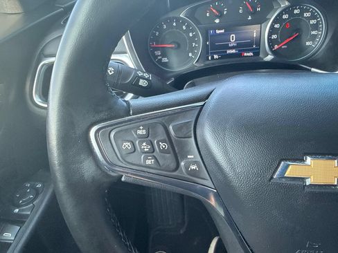 Used 2024 Chevrolet Equinox LT AWD/4WD image 33