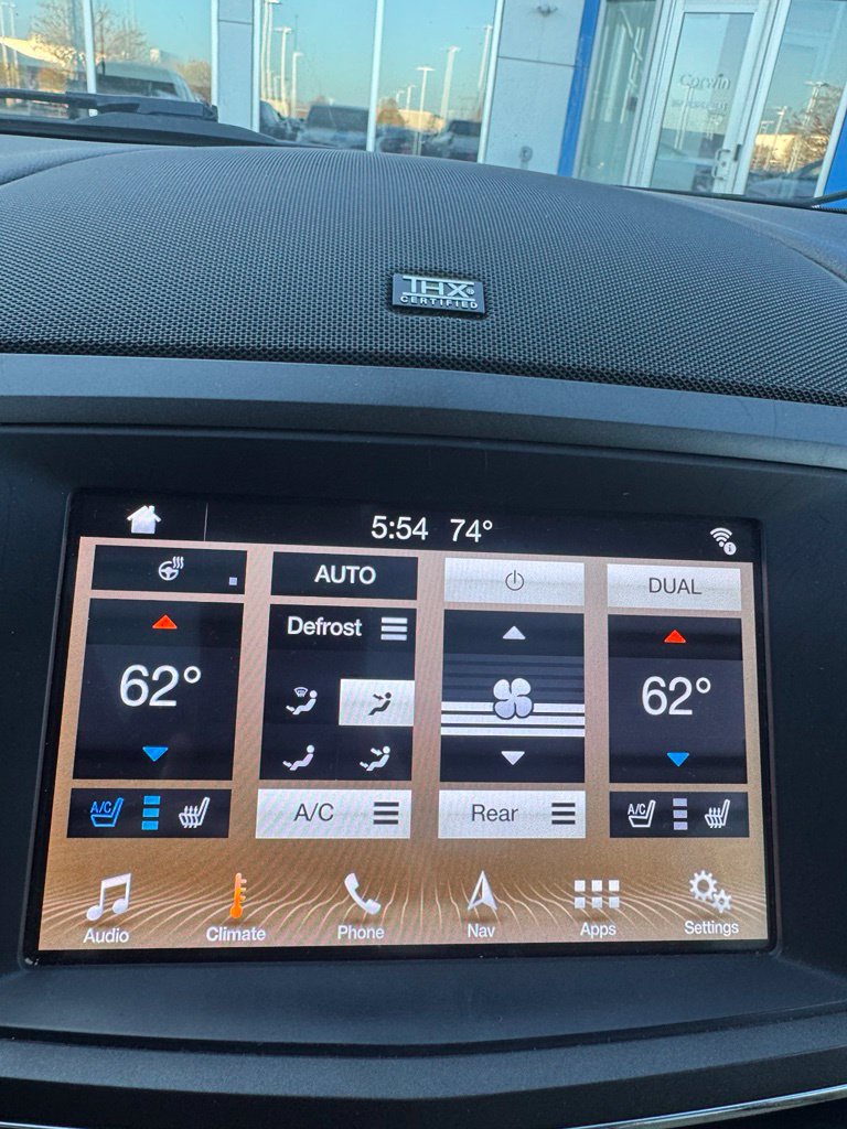 Used 2019 Lincoln MKT AWD image 18