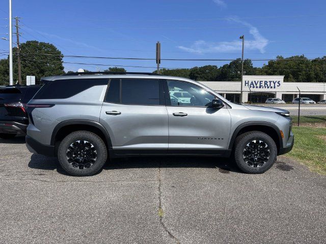 New 2027 Chevrolet Traverse Z71 w/ Driver Confidence Package AWD/4WD image 2