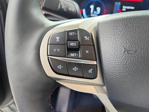 New 2026 Ford Explorer Active image 24