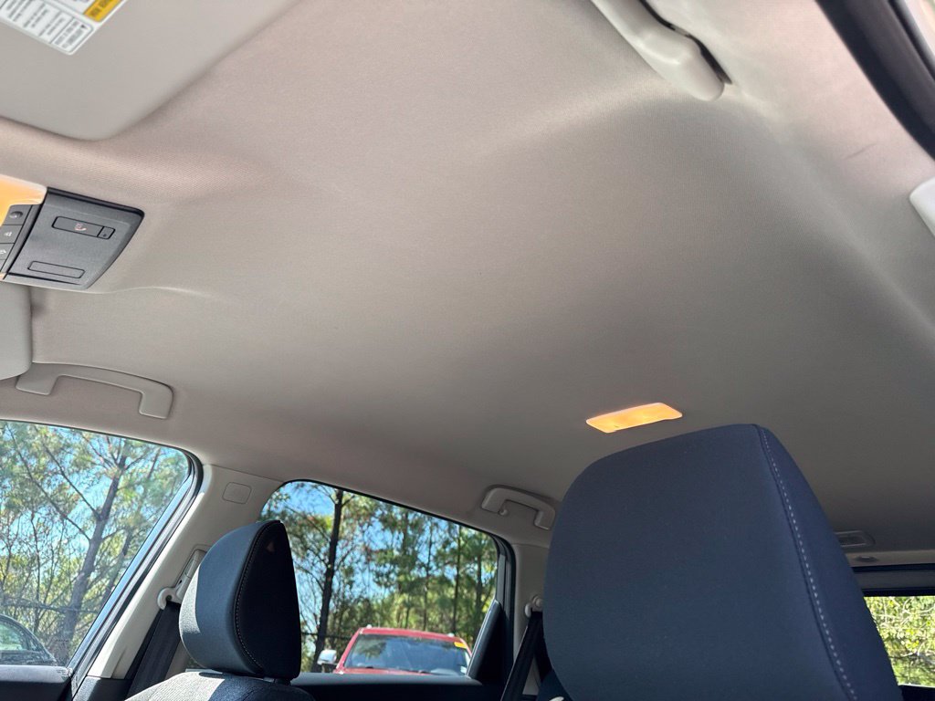 Used 2024 Nissan Rogue SV AWD/4WD image 29