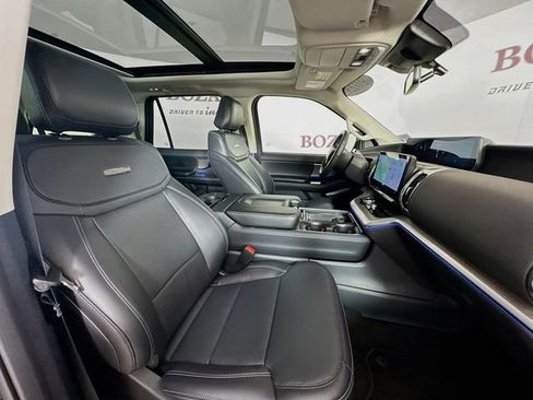 Certified 2025 Ford Expedition Max Platinum image 35