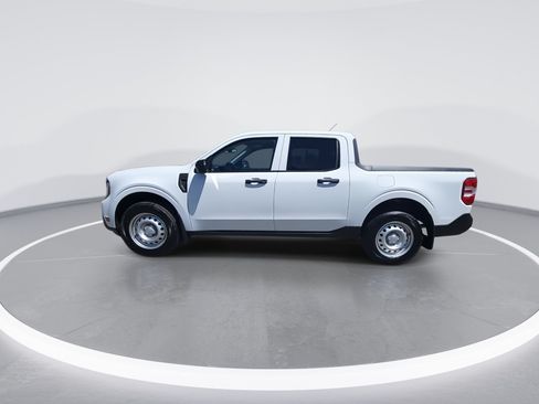 Used 2025 Ford Maverick XL w/ Equipment Group 102A AWD/4WD image 5