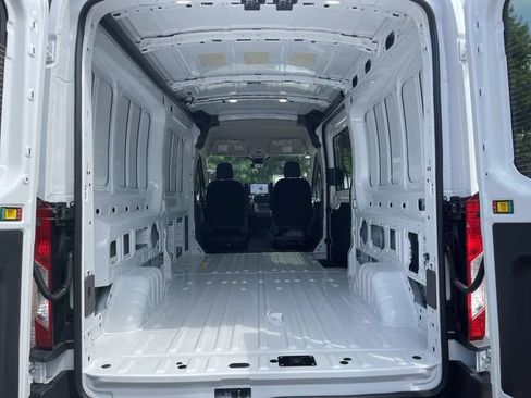 New 2026 Ford Transit 250 148 Medium Roof Extended AWD image 23