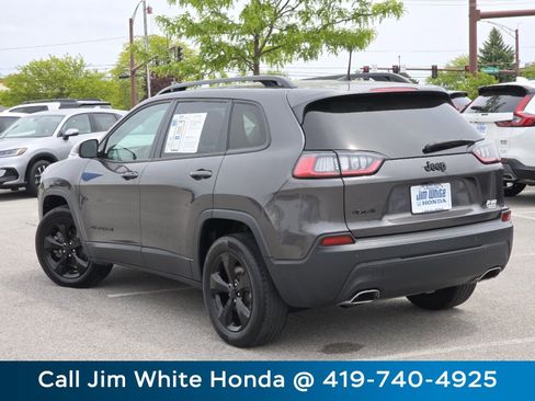 Used 2020 Jeep Cherokee Latitude Plus AWD/4WD image 15