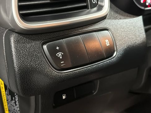 Used 2018 Kia Sorento AWD image 21