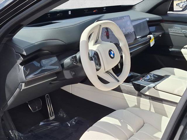 New 2027 BMW 740i w/ Executive Package RWD image 3