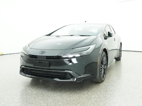 New 2026 Toyota Prius Plug-In Hybrid FWD image 30