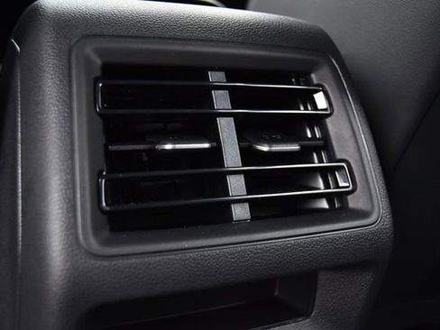 New 2026 Volkswagen Tiguan SE R-Line image 23