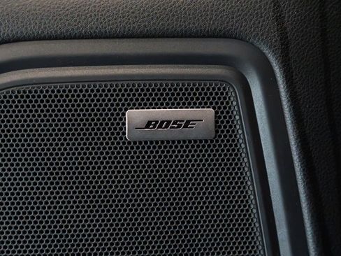 Used 2018 Porsche Macan AWD/4WD image 15