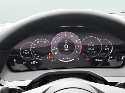 New 2025 Porsche Panamera image 26