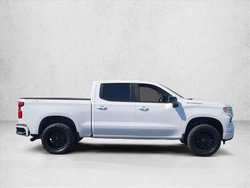 Used 2023 Chevrolet Silverado 1500 RST AWD/4WD image 4
